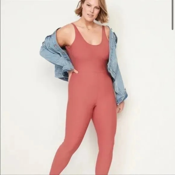 BNWT Old Navy Cedarwood Sienna Powersoft Bodysuit - Picture 1 of 7